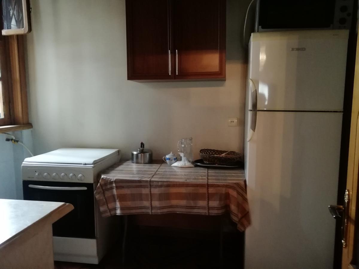 Apartment Georgy Batumi Exteriör bild